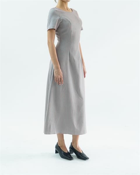 Liana short sleeve Dress