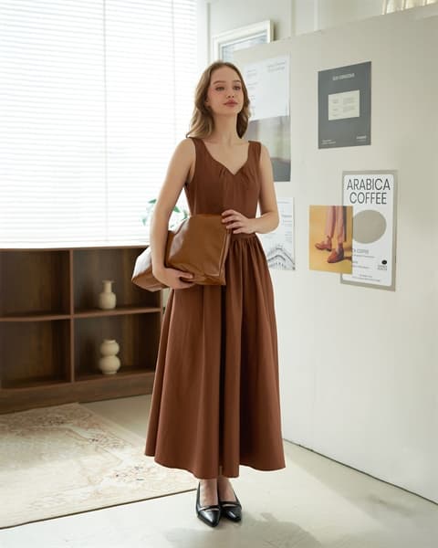 Suzanna Dress